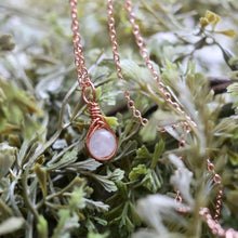 Load image into Gallery viewer, Evening Star Teardrop Necklace
