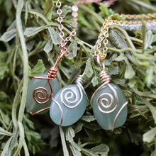 Load image into Gallery viewer, Four Leaf Clover Necklace