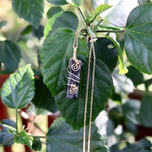 Load image into Gallery viewer, Feeling Enchanted Beaded Swirl Necklace