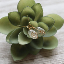 Load image into Gallery viewer, Four Leaf Clover Earrings