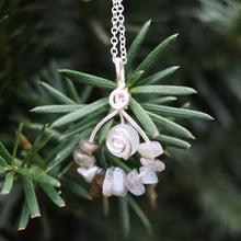 Load image into Gallery viewer, Ice Queen Necklace