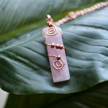 Load image into Gallery viewer, Rose All Day Necklace
