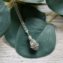 Load image into Gallery viewer, Feeling Enchanted *small* Swirl Necklace