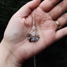 Load image into Gallery viewer, Ice Queen Necklace