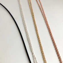 Load image into Gallery viewer, Rose All Day Necklace